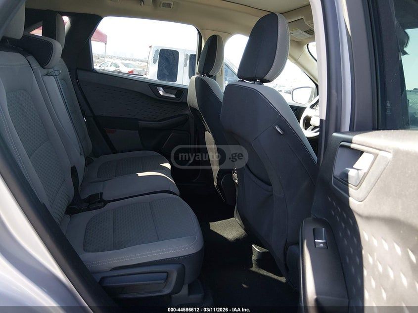 Ford Escape - фото 8