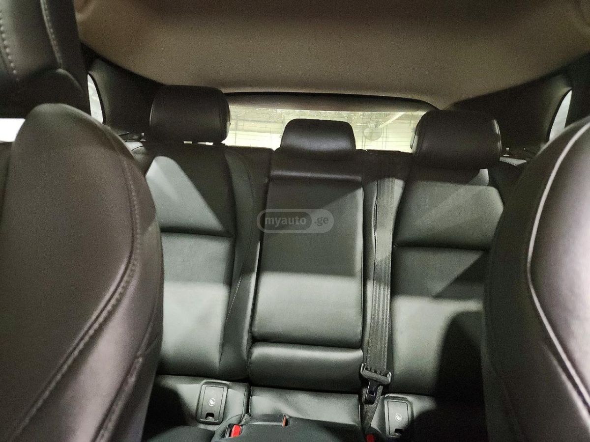 Mazda CX-30 - фото 9