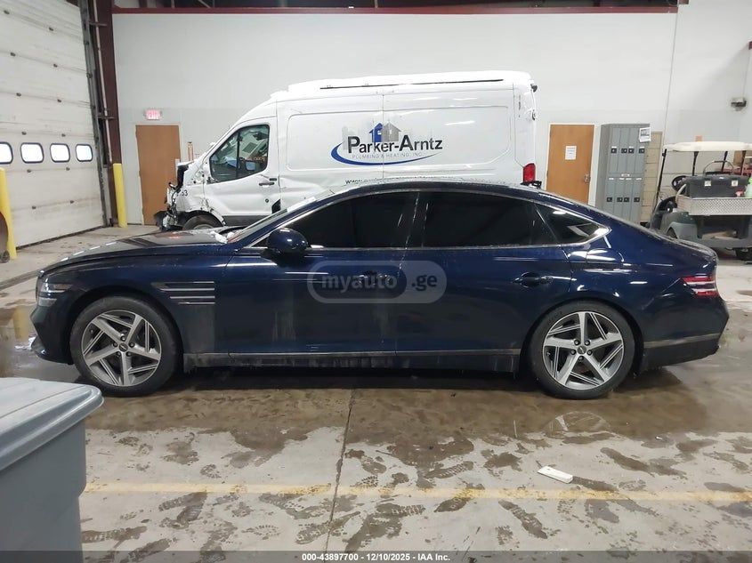 Genesis G80 - фото 13