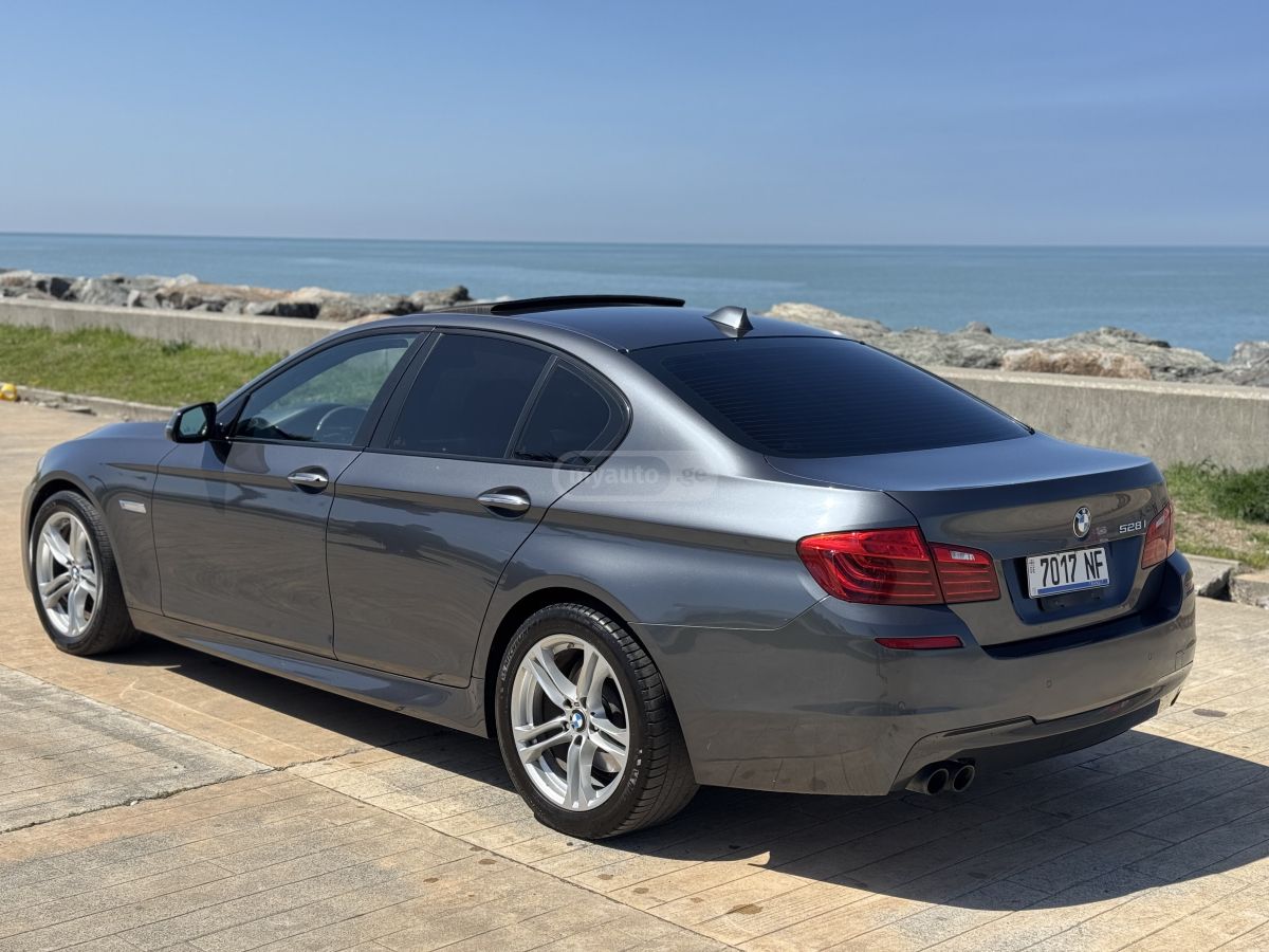 BMW 528 - фото 4