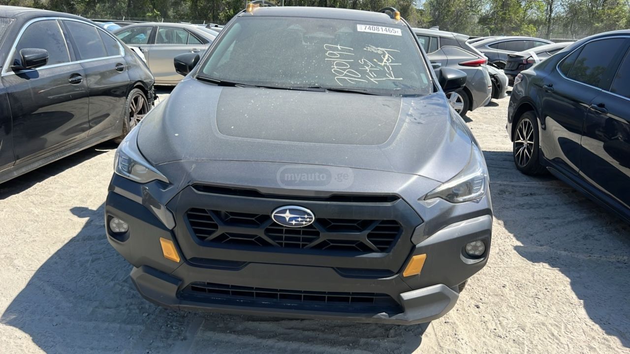 Subaru Crosstrek - фото 1