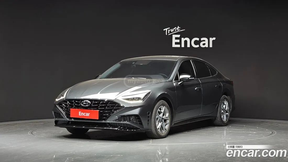 Hyundai Sonata - фото 1