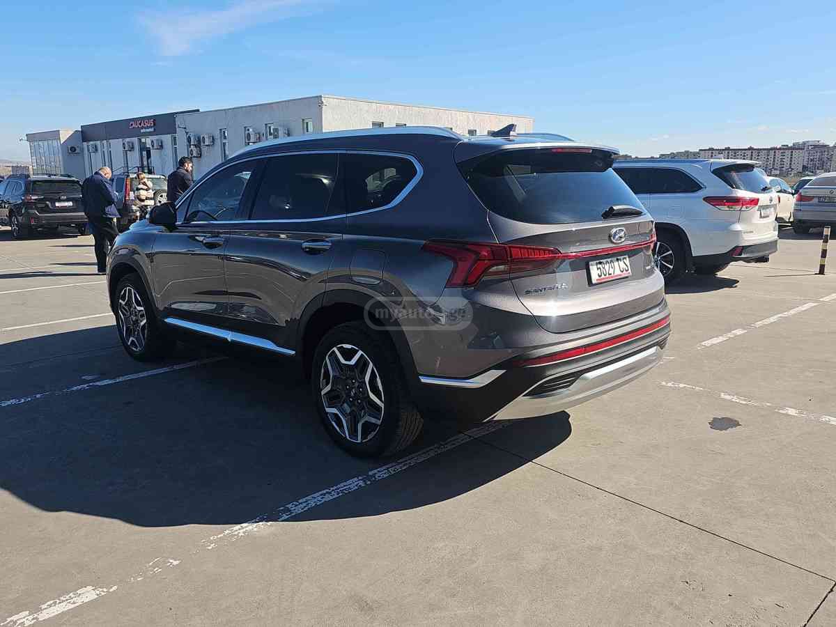 Hyundai Santa FE - фото 4