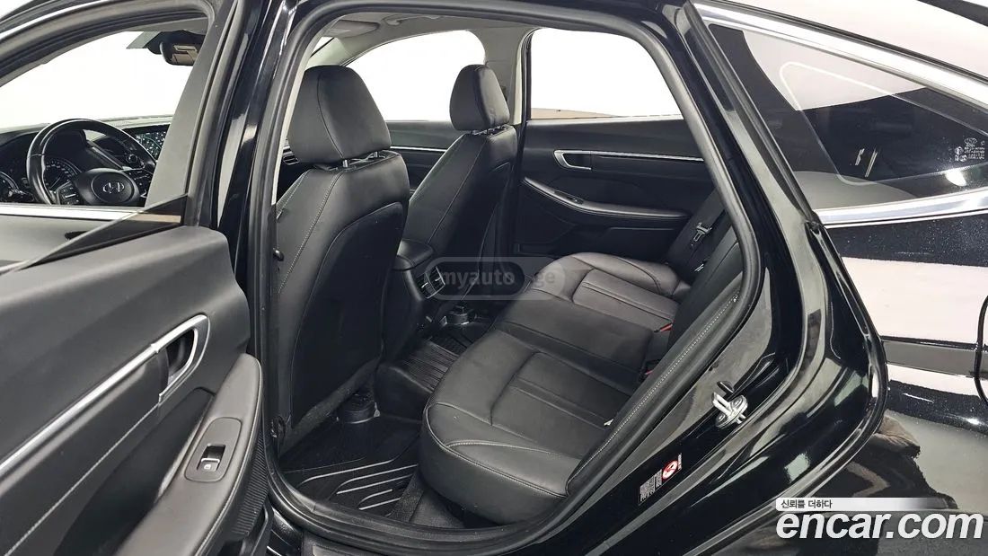 Hyundai Sonata - фото 12