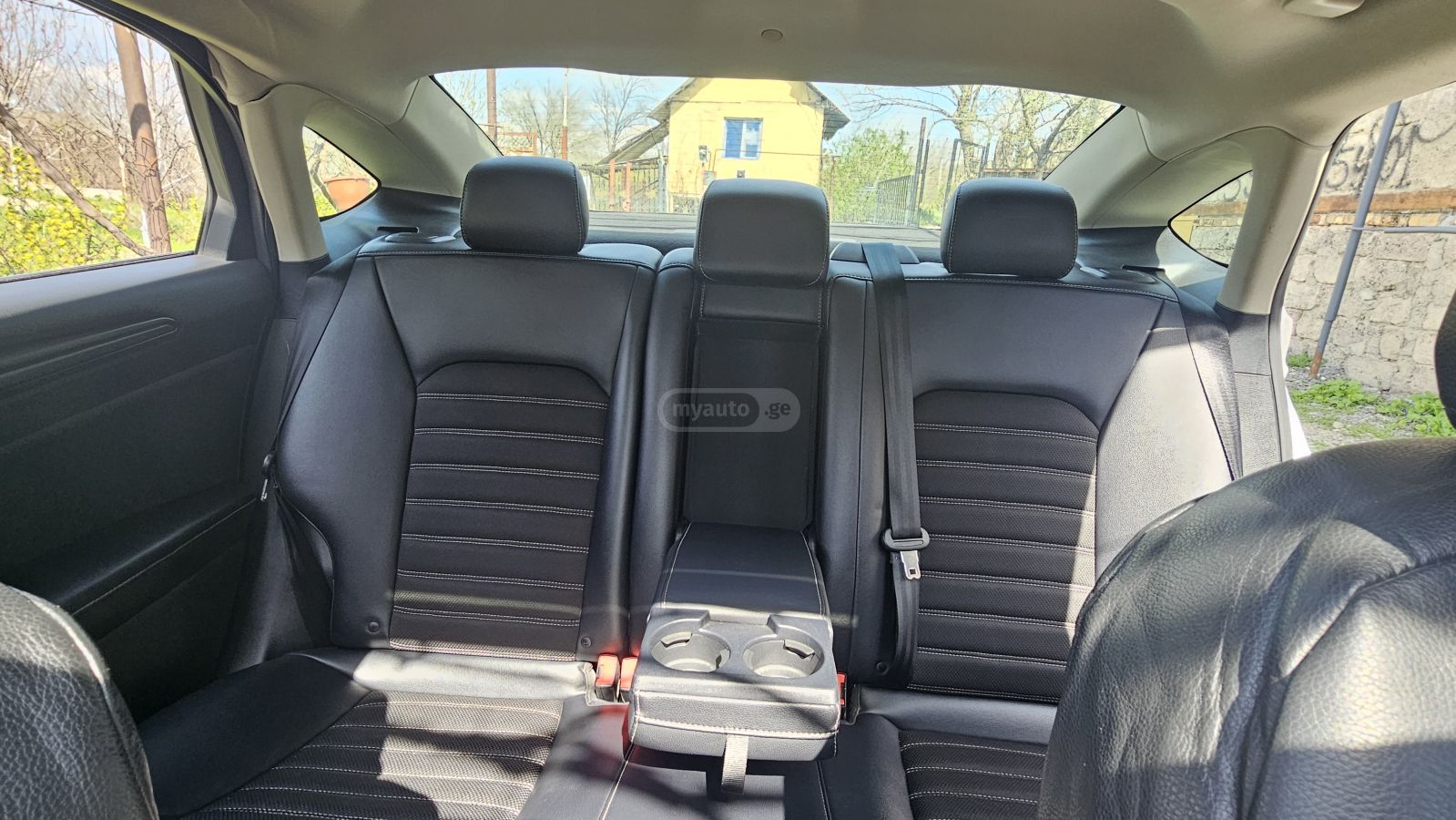 Ford Fusion - фото 10