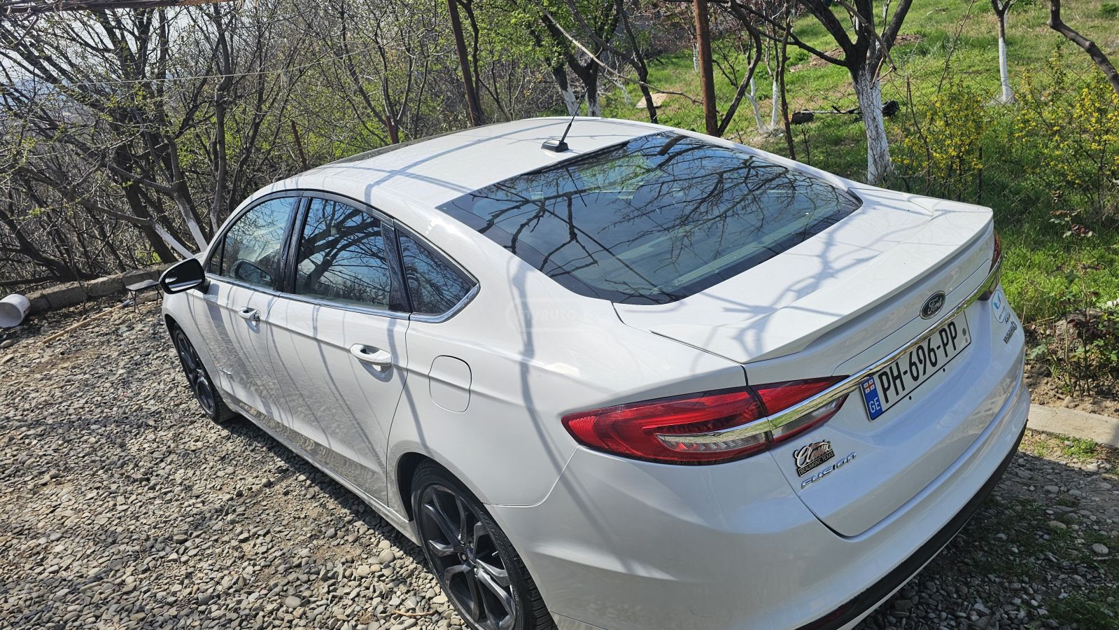 Ford Fusion - фото 5