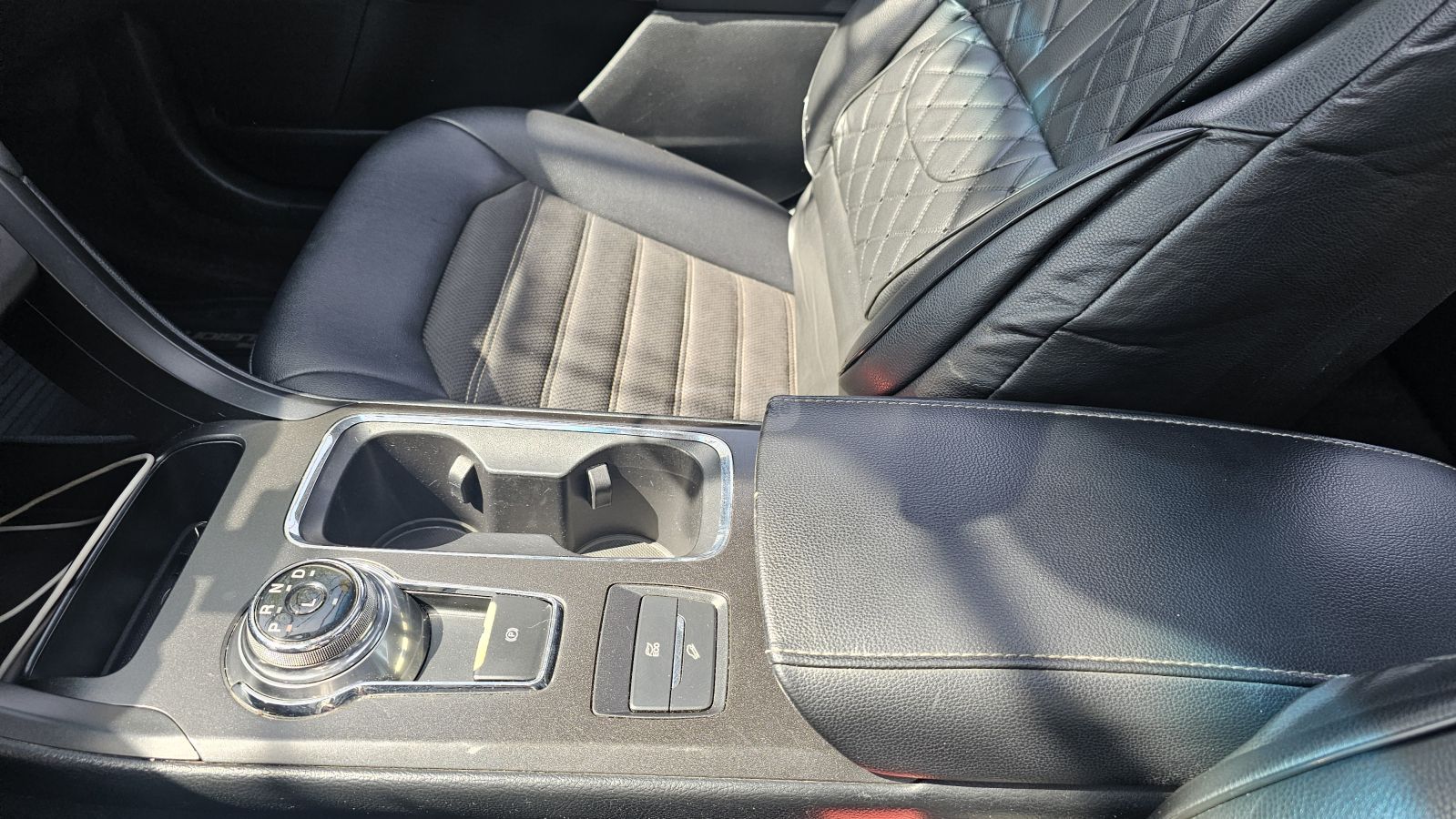 Ford Fusion - фото 9