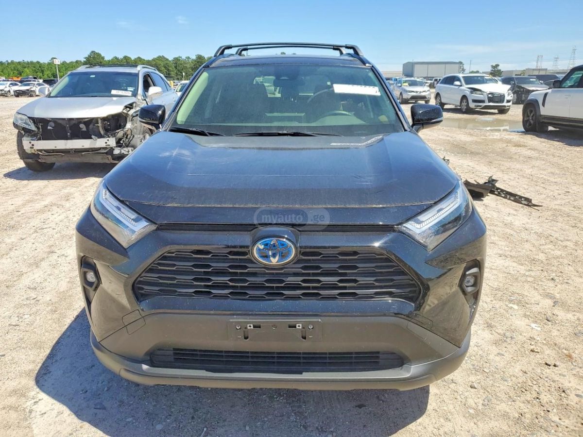 Toyota Rav 4 - фото 2