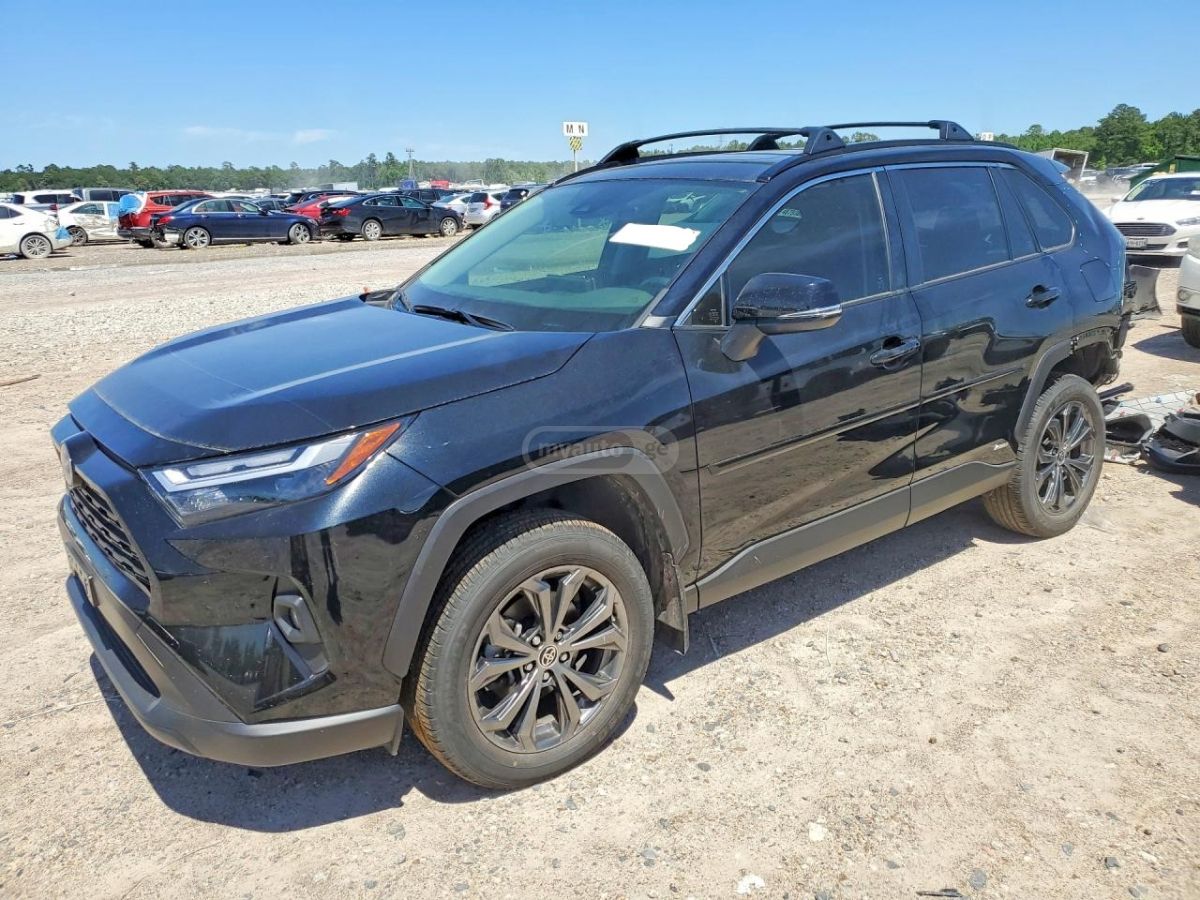 Toyota Rav 4 - фото 3