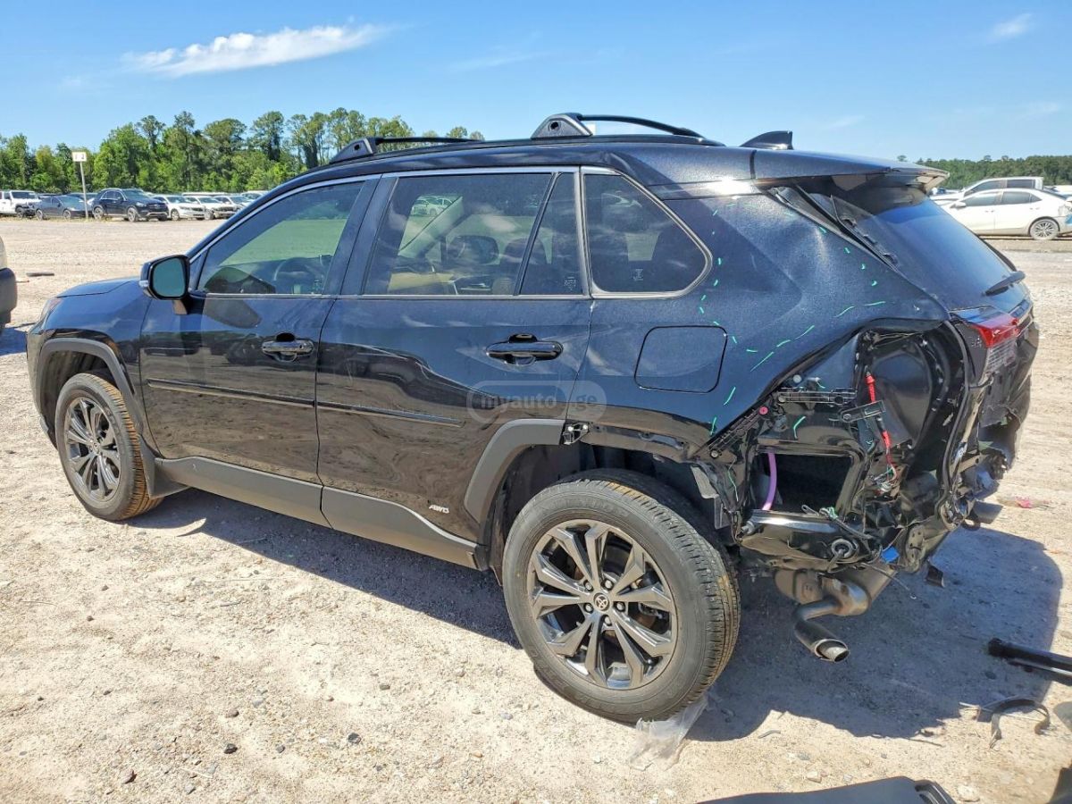 Toyota Rav 4 - фото 5