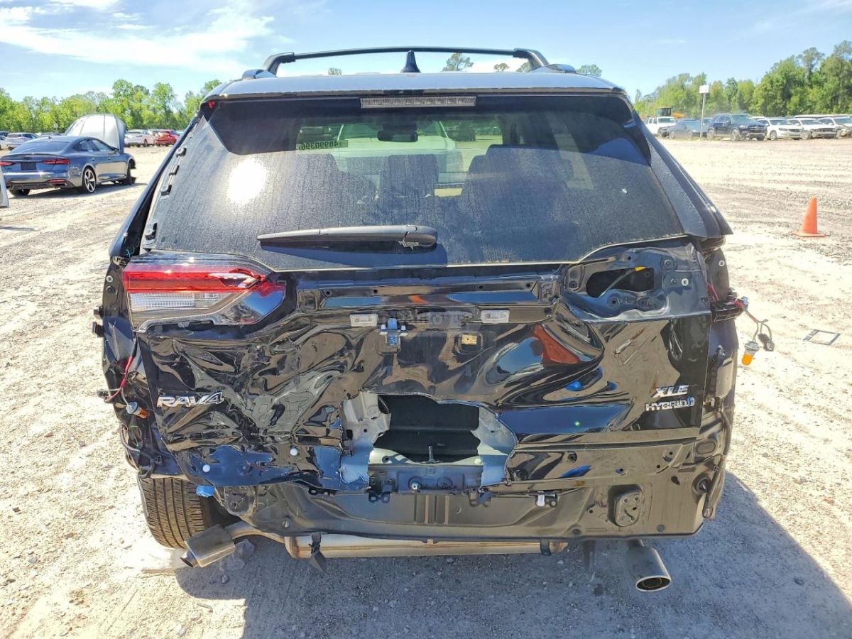 Toyota Rav 4 - фото 6
