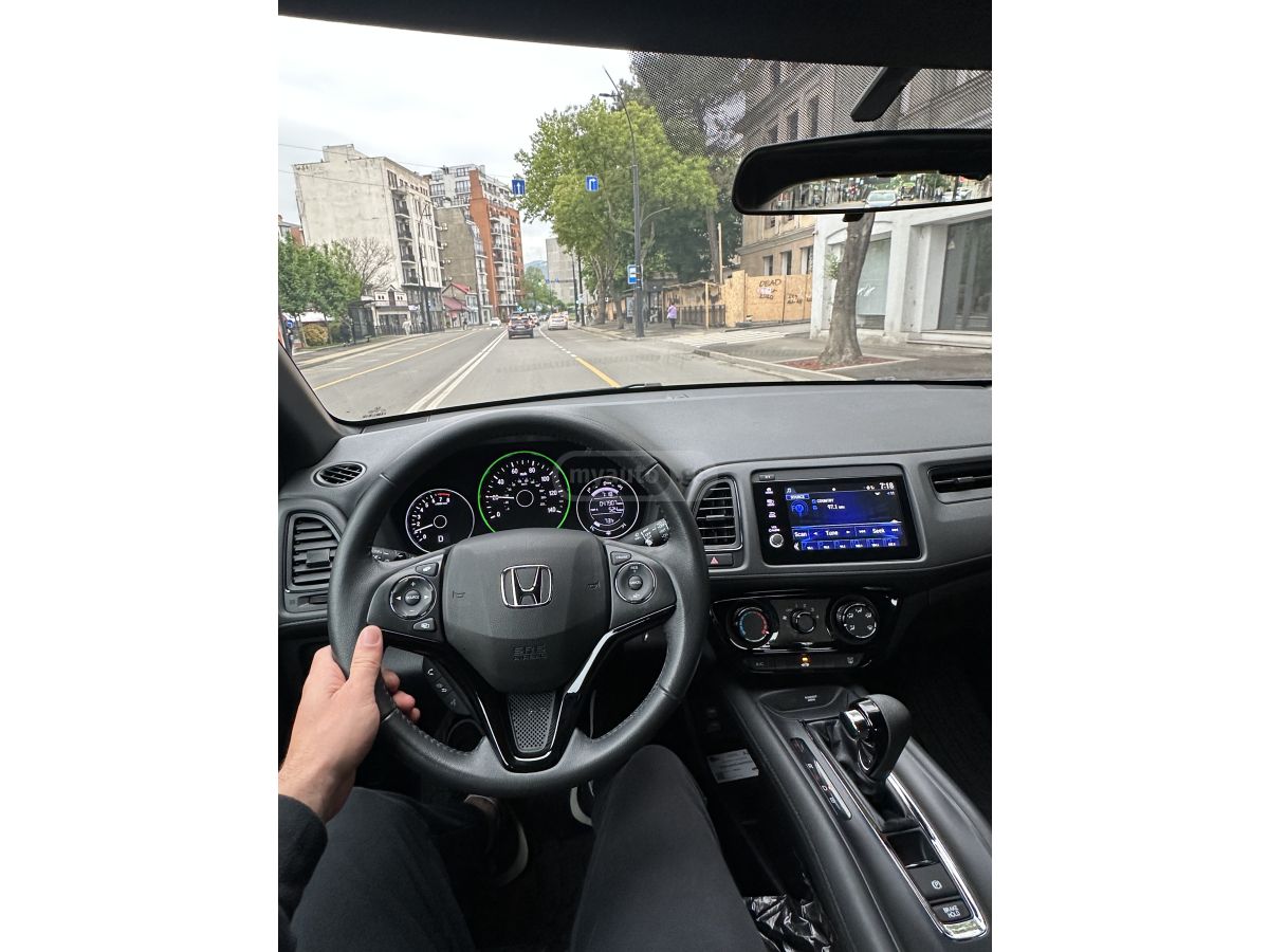 Honda HR-V - фото 8