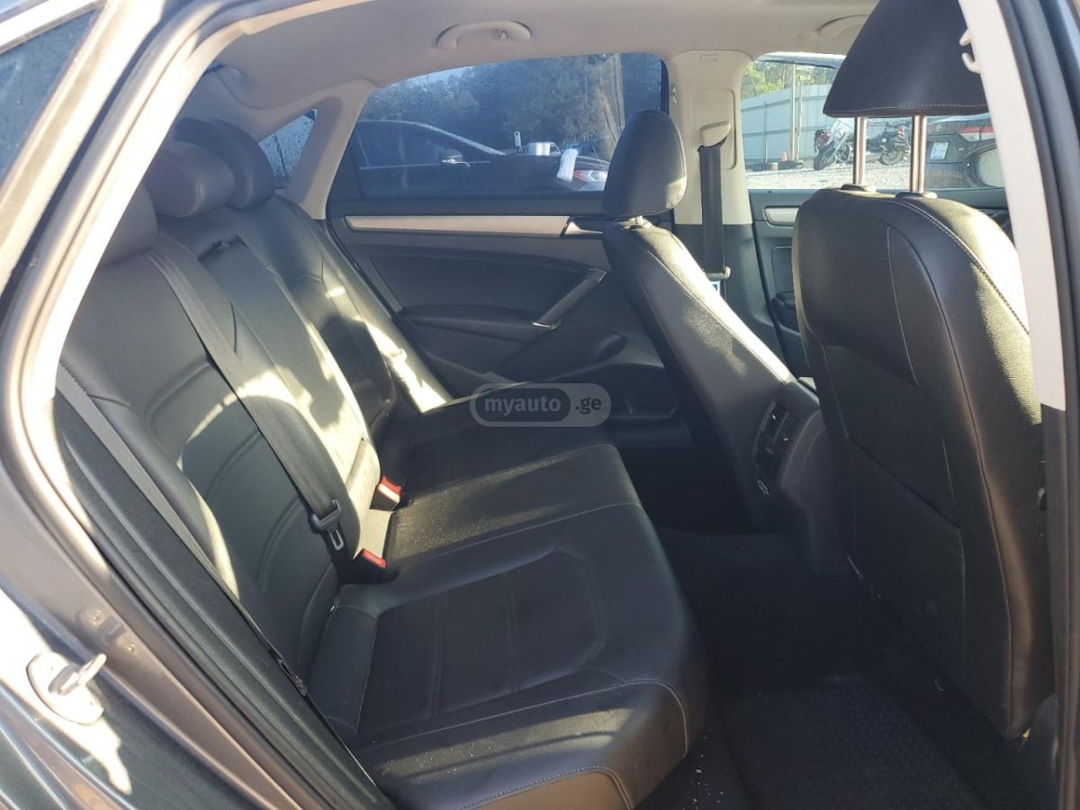 Volkswagen Passat 2021 — миниатюра 9