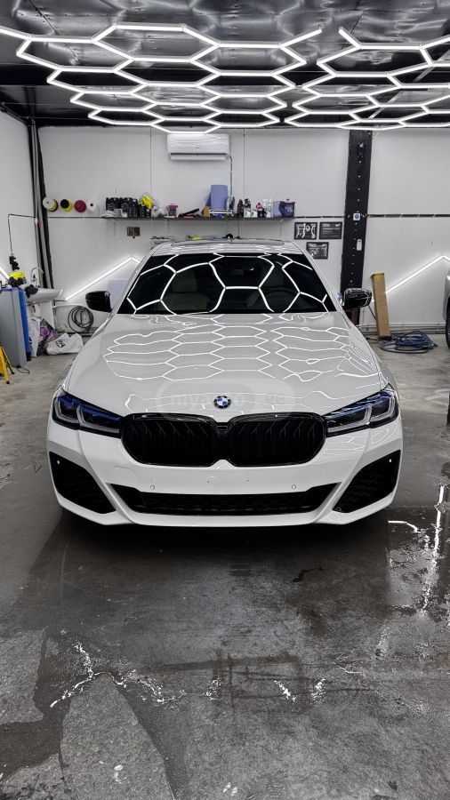 BMW 530 - фото 1