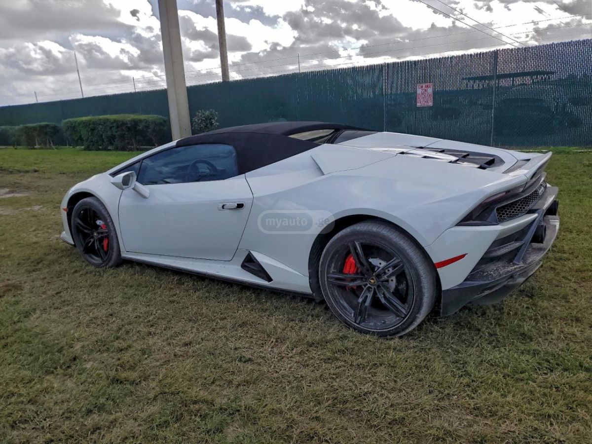 Lamborghini EVO — миниатюра 3