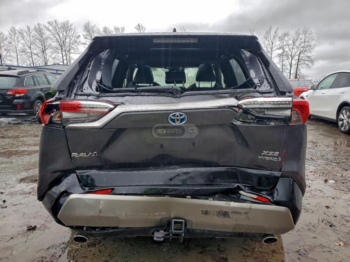 Toyota RAV 4 - фото 6