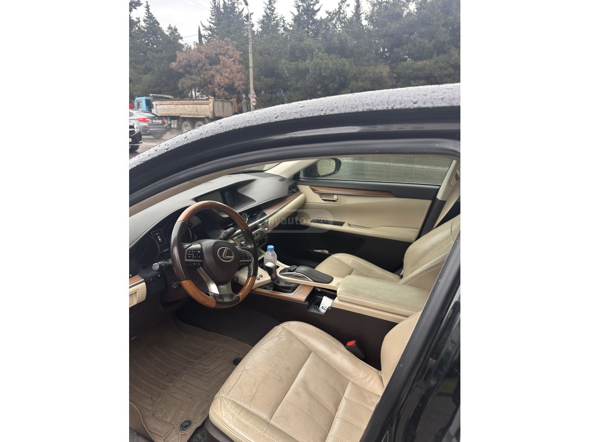 Lexus ES 300 - фото 7