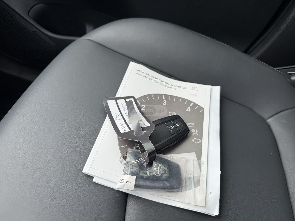 Toyota Rav 4 - фото 11