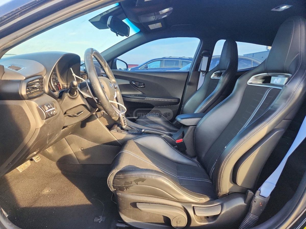 Hyundai Veloster 2021 — миниатюра 7