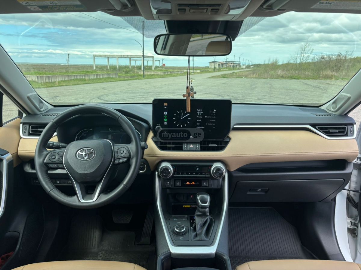 Toyota Rav 4 - фото 12