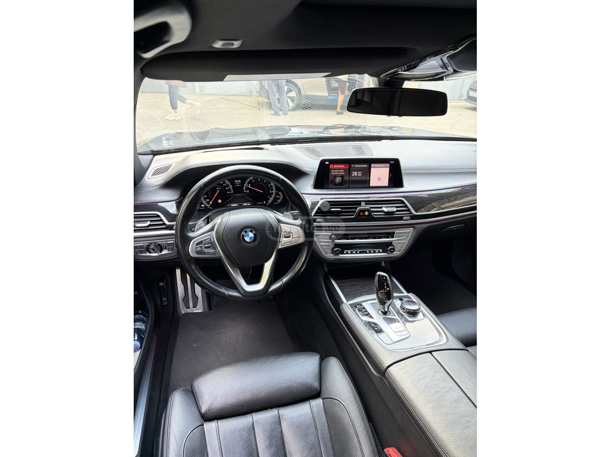 BMW 740 - фото 13