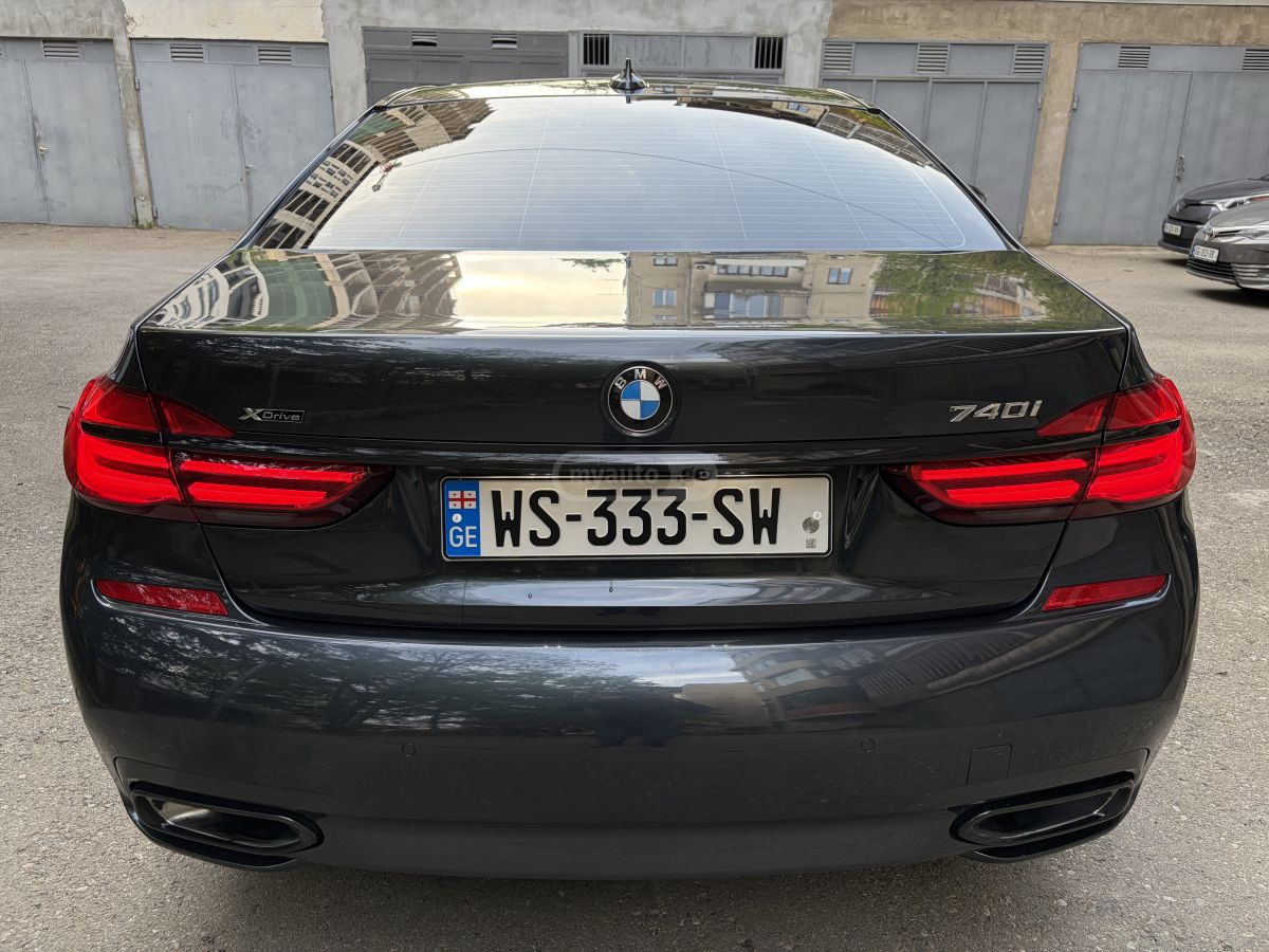 BMW 740 - фото 4
