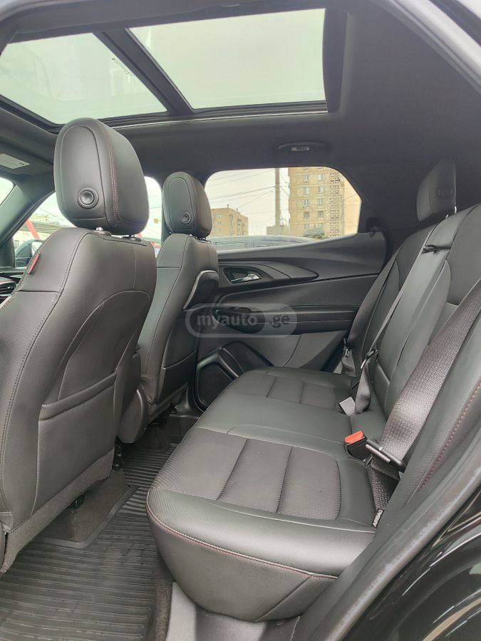 Chevrolet Trailblazer - фото 12