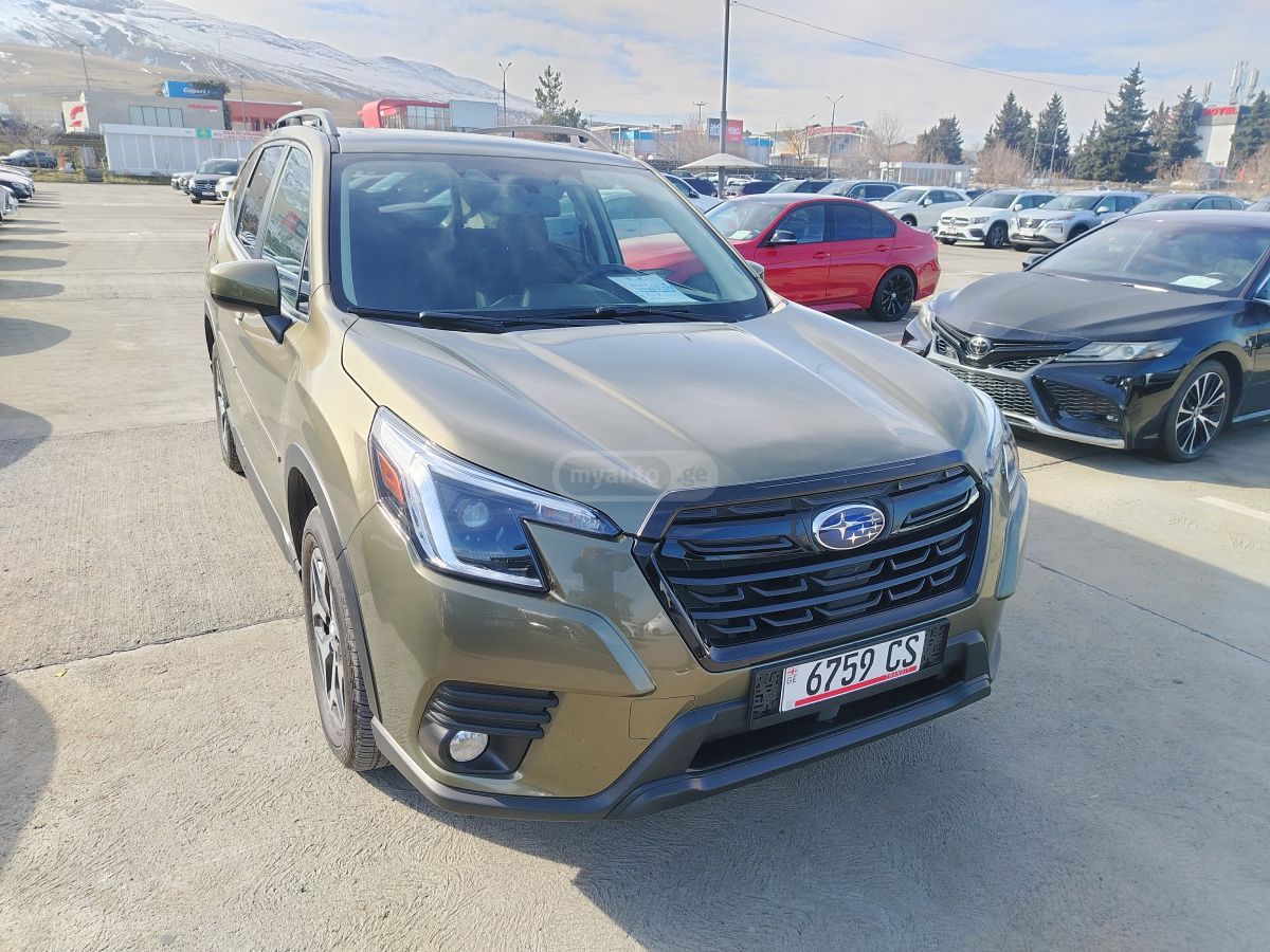 Subaru Premium 4dr All-Wheel Drive CV — миниатюра 2