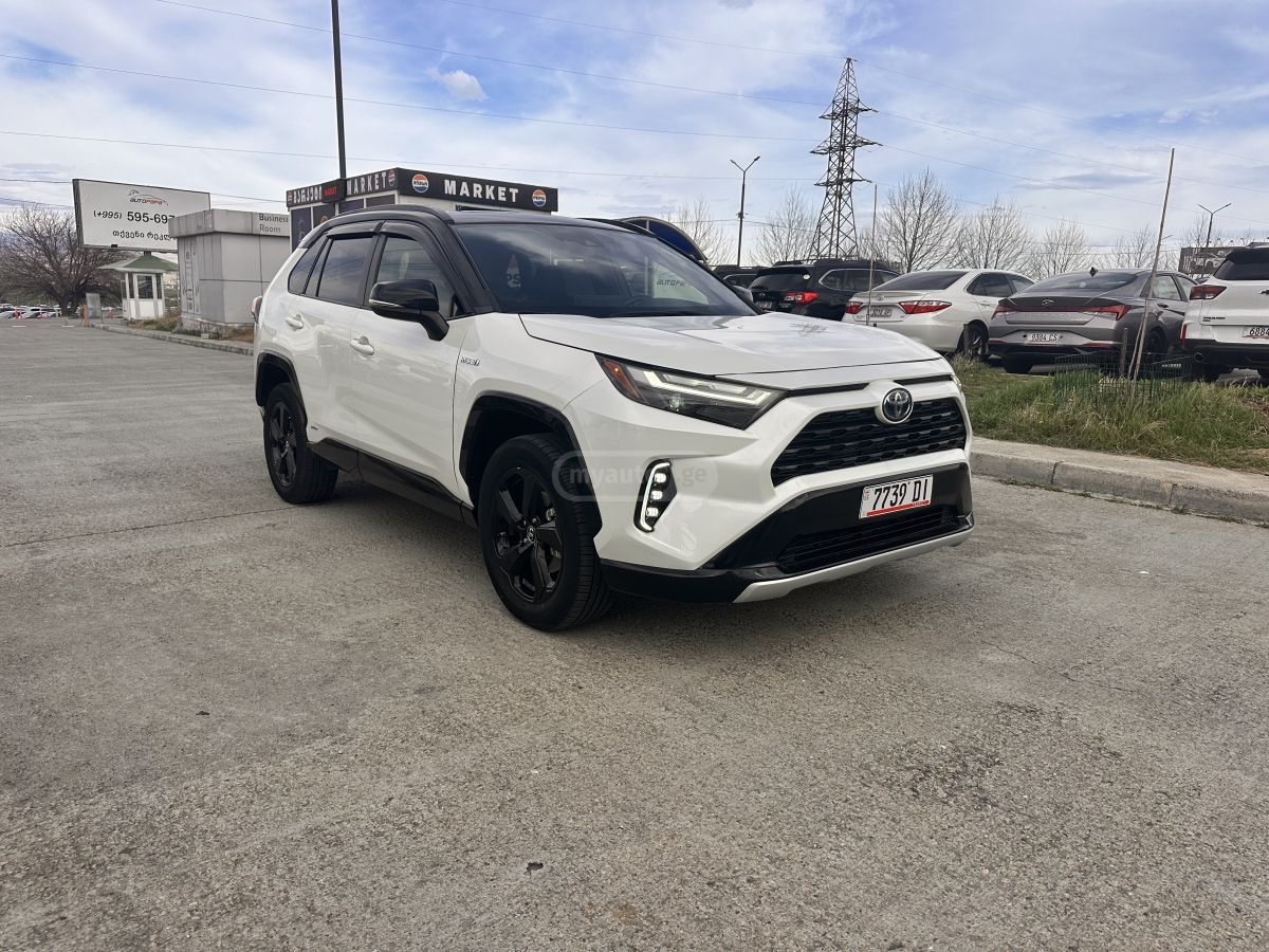 Toyota RAV 4 - фото 9