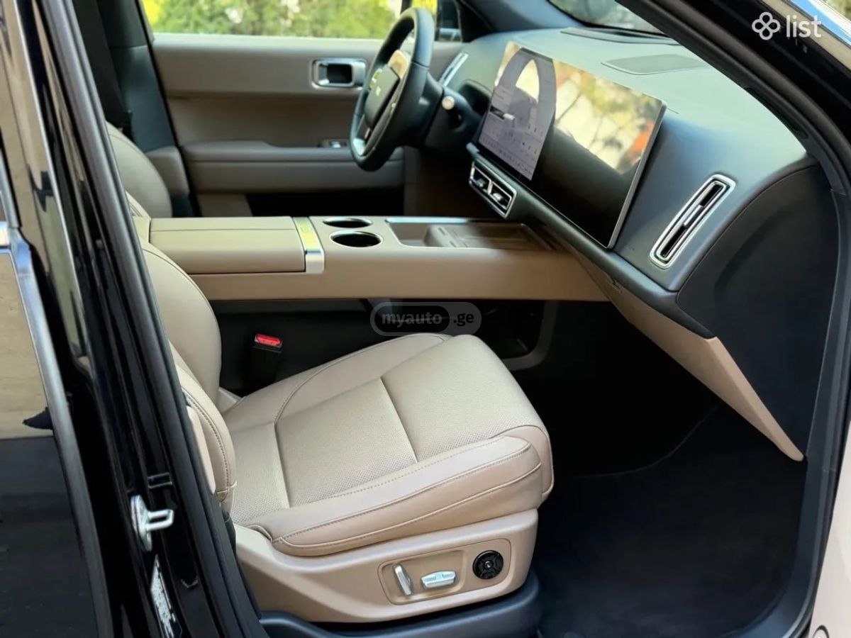 Lixiang L6 - фото 10