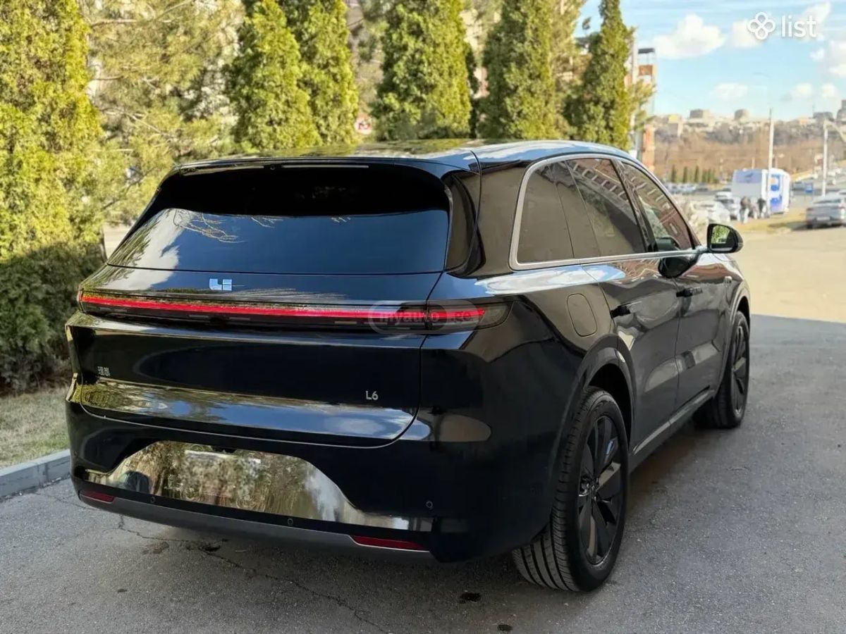 Lixiang L6 - фото 4