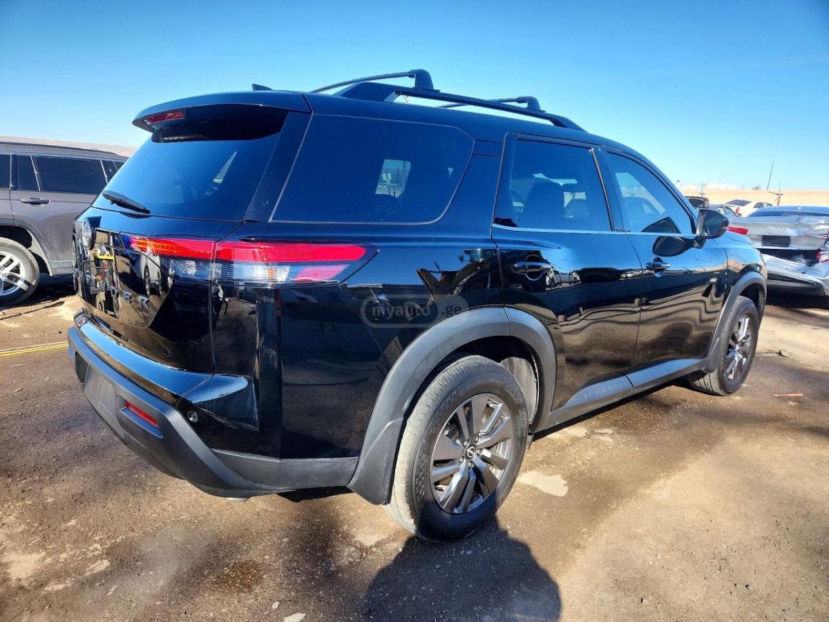 Nissan Pathfinder 2025 — миниатюра 3