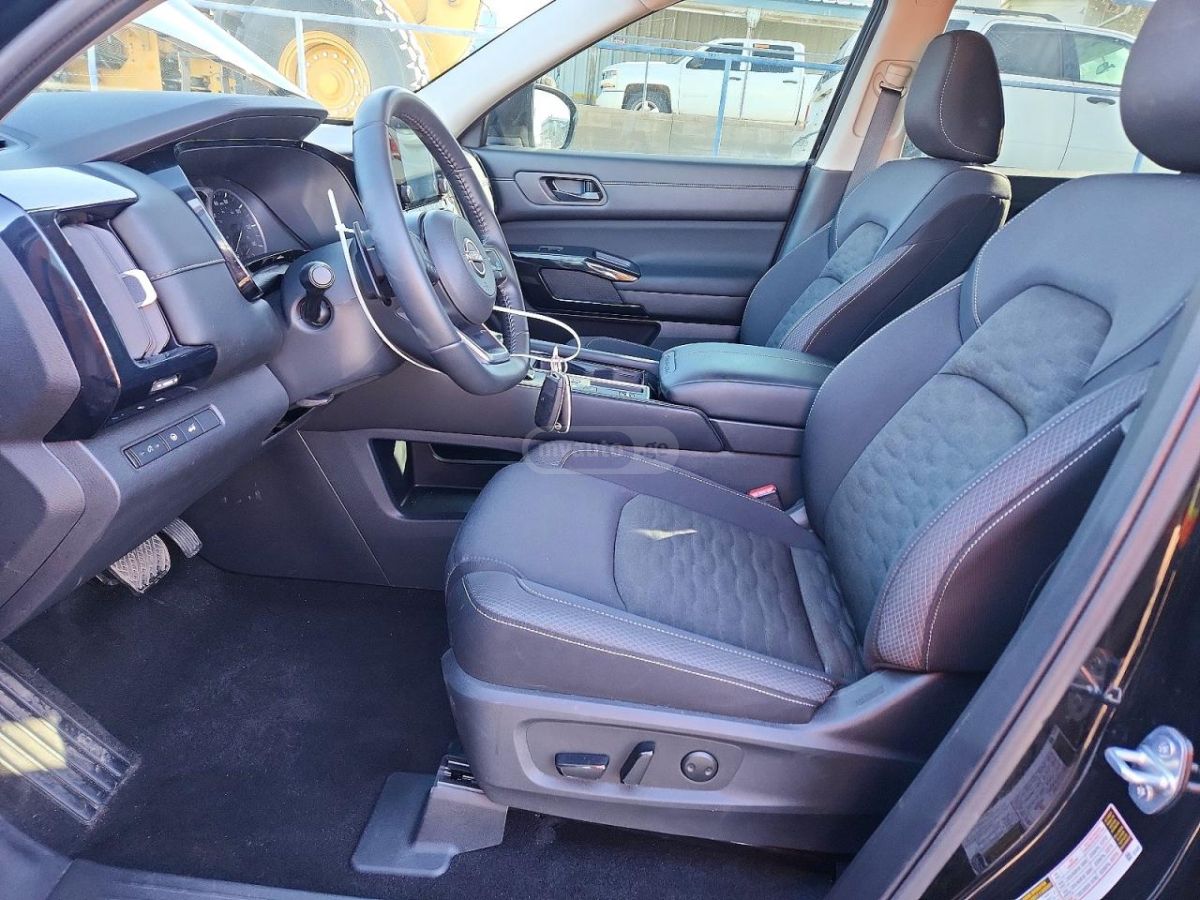 Nissan Pathfinder 2025 — миниатюра 7