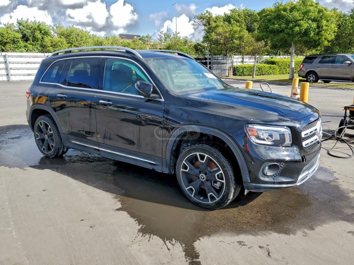 Mercedes-Benz GLB 250 - фото 2