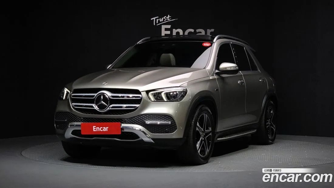 Mercedes-Benz GLE 580 - фото 1