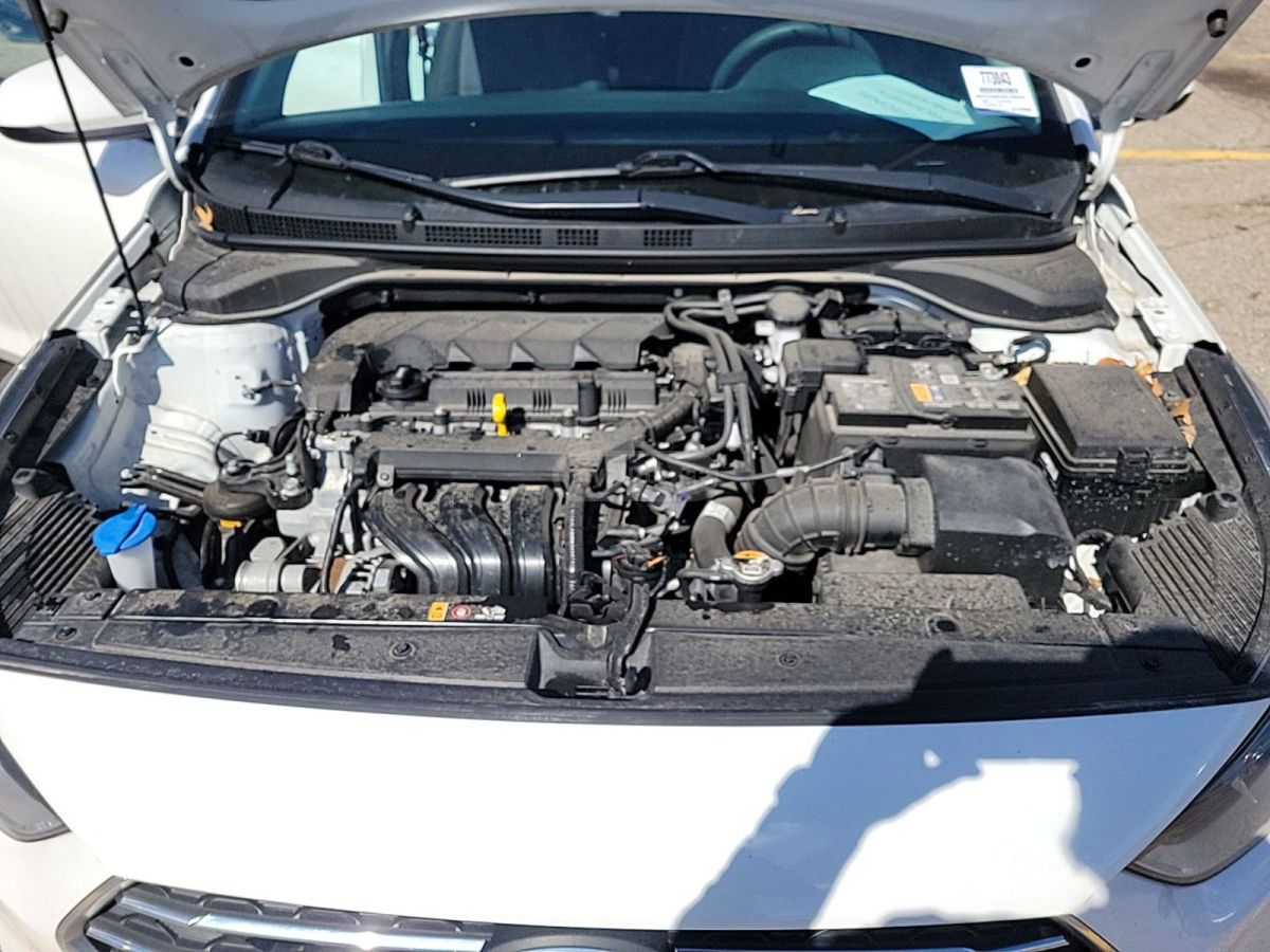 Hyundai SE 4dr Sedan CVT — миниатюра 10