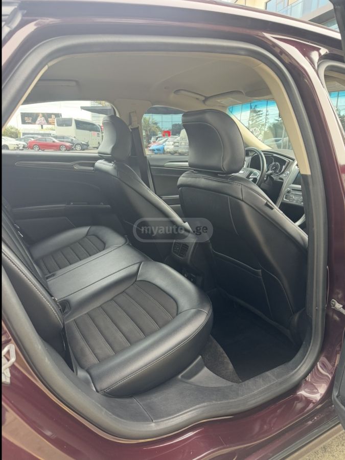 Ford Fusion - фото 9