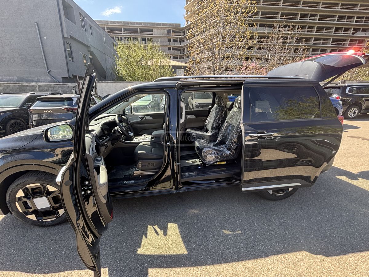 Kia Carnival 2025 — фото 11 купить в Москве
