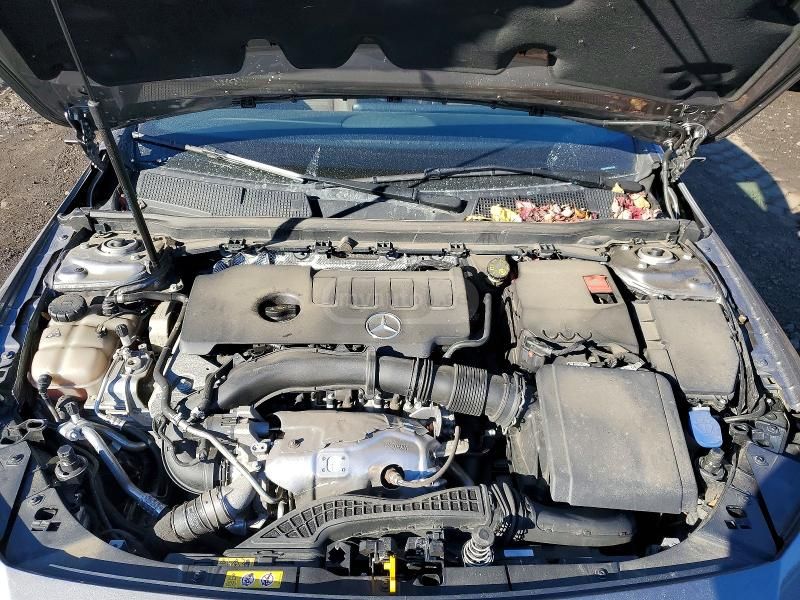 Mercedes-Benz CLA 250 Base CLA 250 Coupe 4dr All-Whe 2023 — миниатюра 9