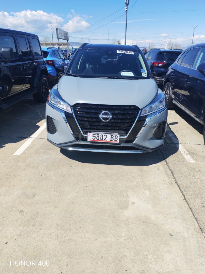 Nissan Kicks - фото 1