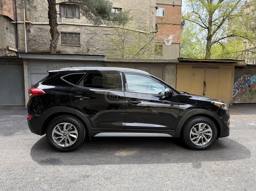 Hyundai Tucson - фото 9