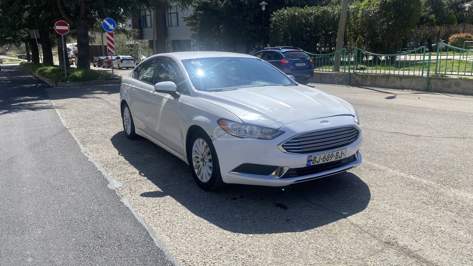 Ford Fusion - фото 1