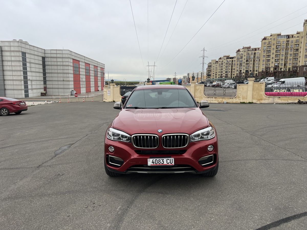 BMW X6 - фото 1