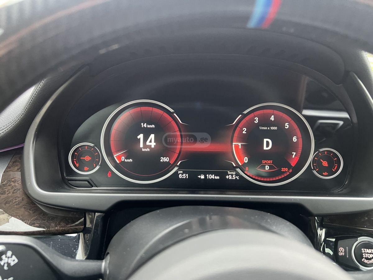 BMW X6 - фото 8
