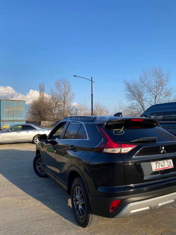 Mitsubishi Eclipse Cross SEL 2023 — миниатюра 4