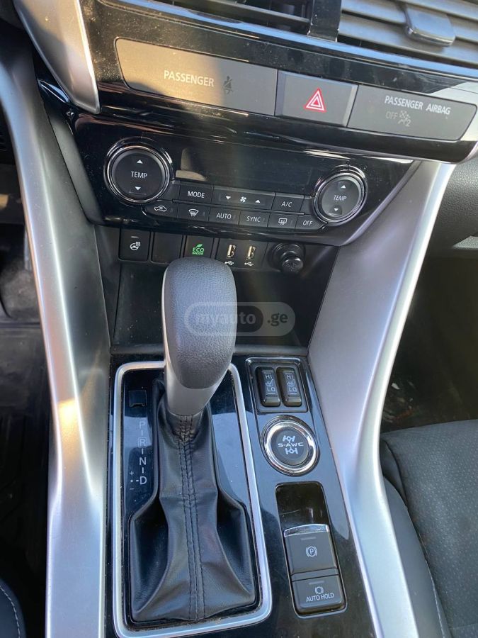 Mitsubishi Eclipse Cross SEL 2023 — миниатюра 6