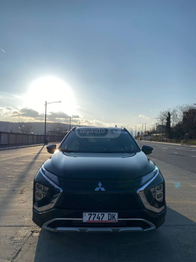 Mitsubishi Eclipse Cross SEL 2023 — миниатюра 7
