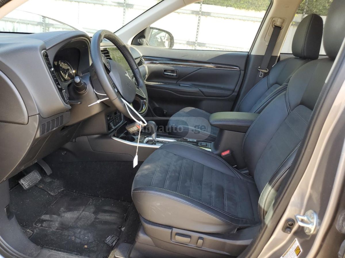 Mitsubishi SE — миниатюра 10