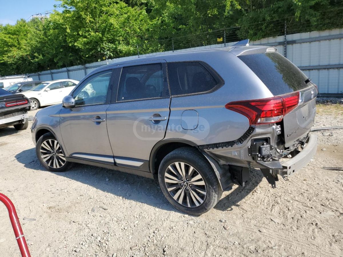 Mitsubishi SE — миниатюра 7