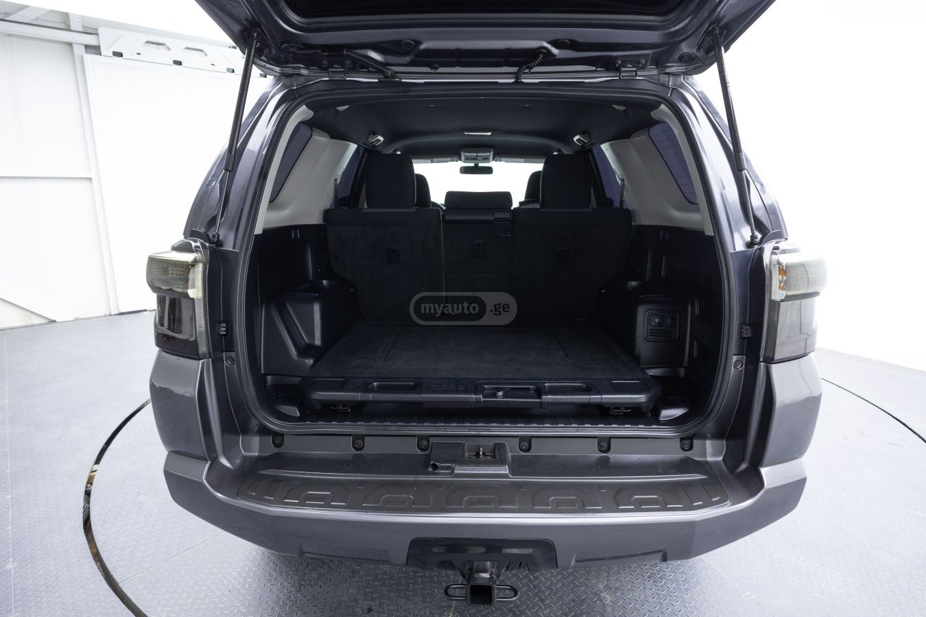 Toyota 4 Runner - фото 10